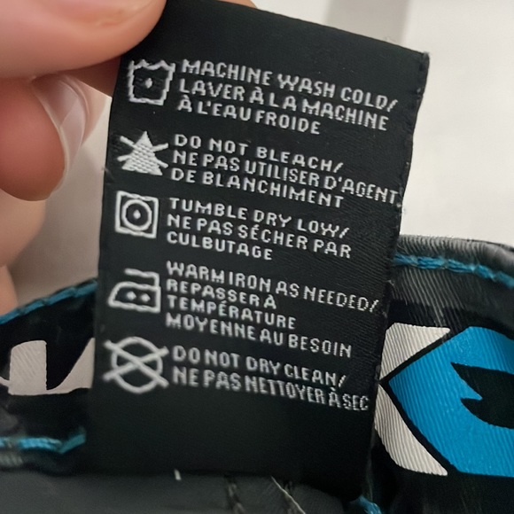 Brand: Tony Hawk Grey Cargo shorts - Picture 5 of 6